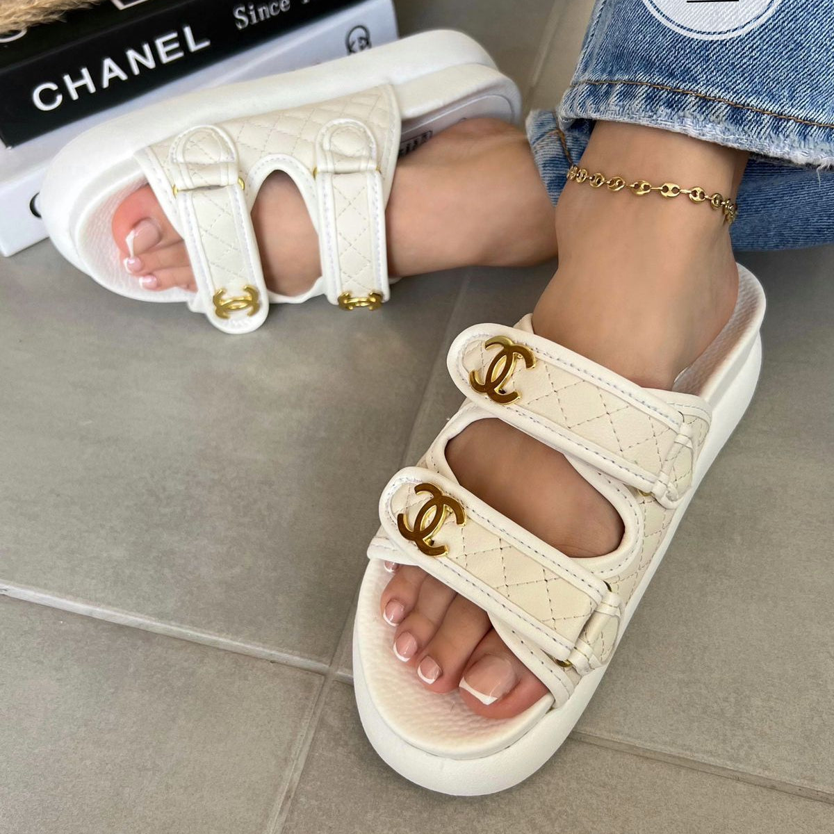 CHANEL