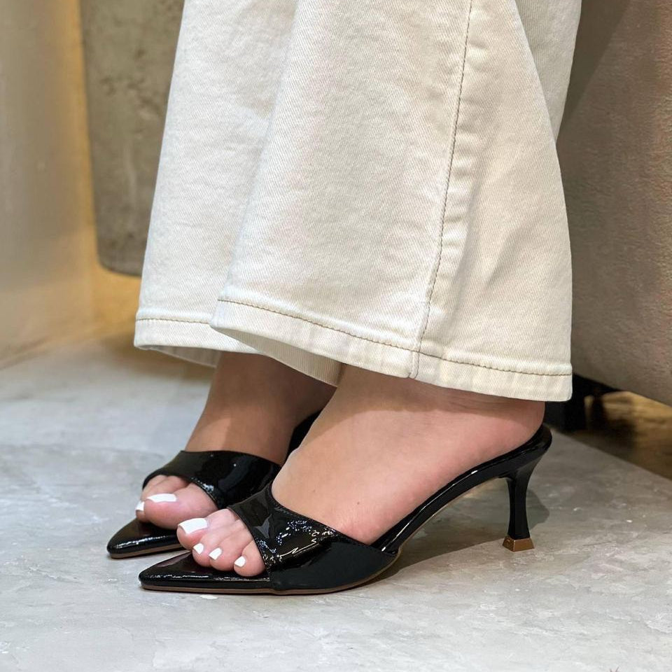 LEVYS